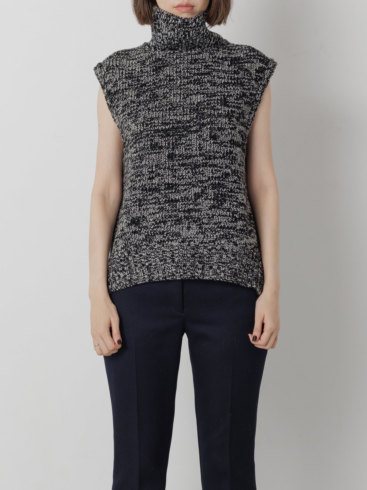 COLOR STITCH LOWGAUGE VEST BLACK MIX
