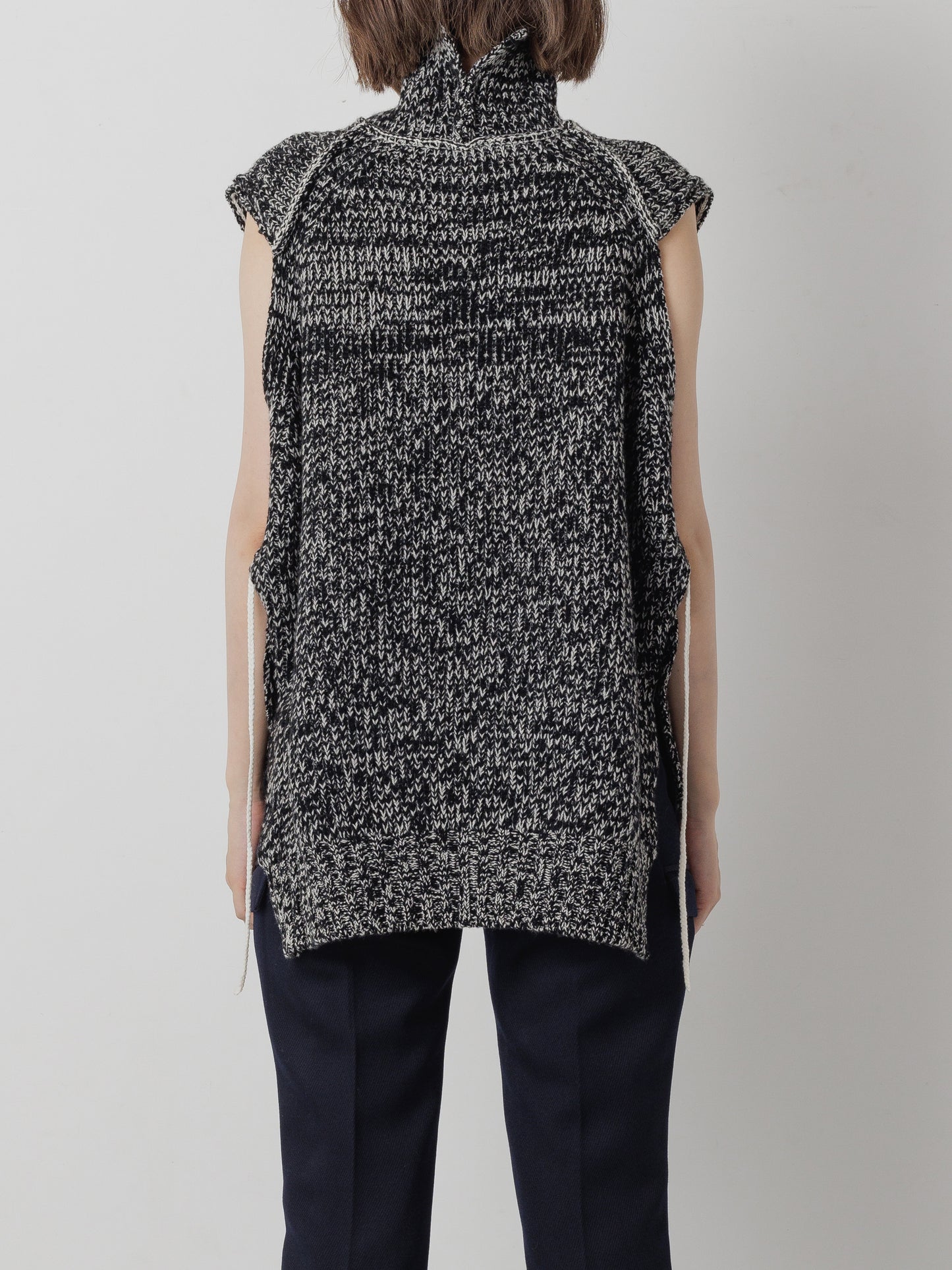 COLOR STITCH LOWGAUGE VEST BLACK MIX