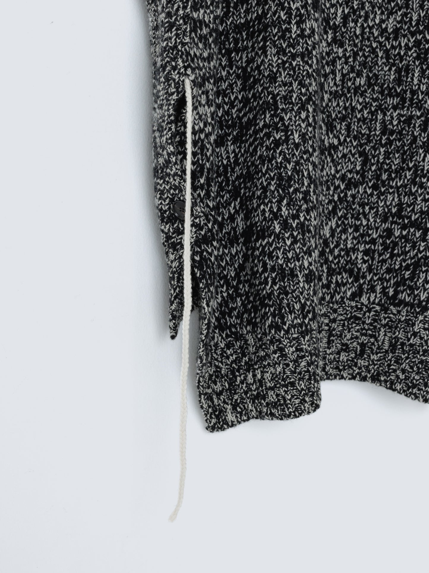 COLOR STITCH LOWGAUGE VEST BLACK MIX