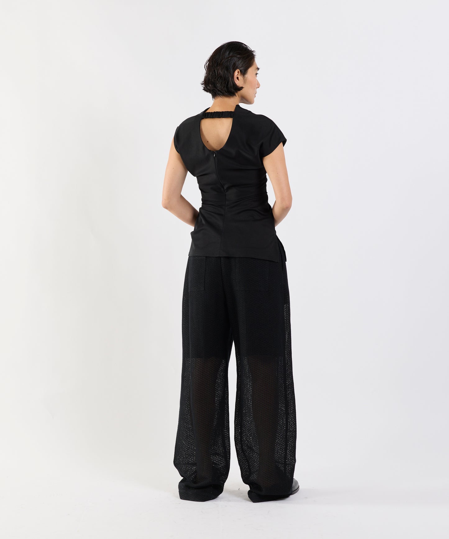 【26SS予約商品】WHIFFLING TOPS BLACK