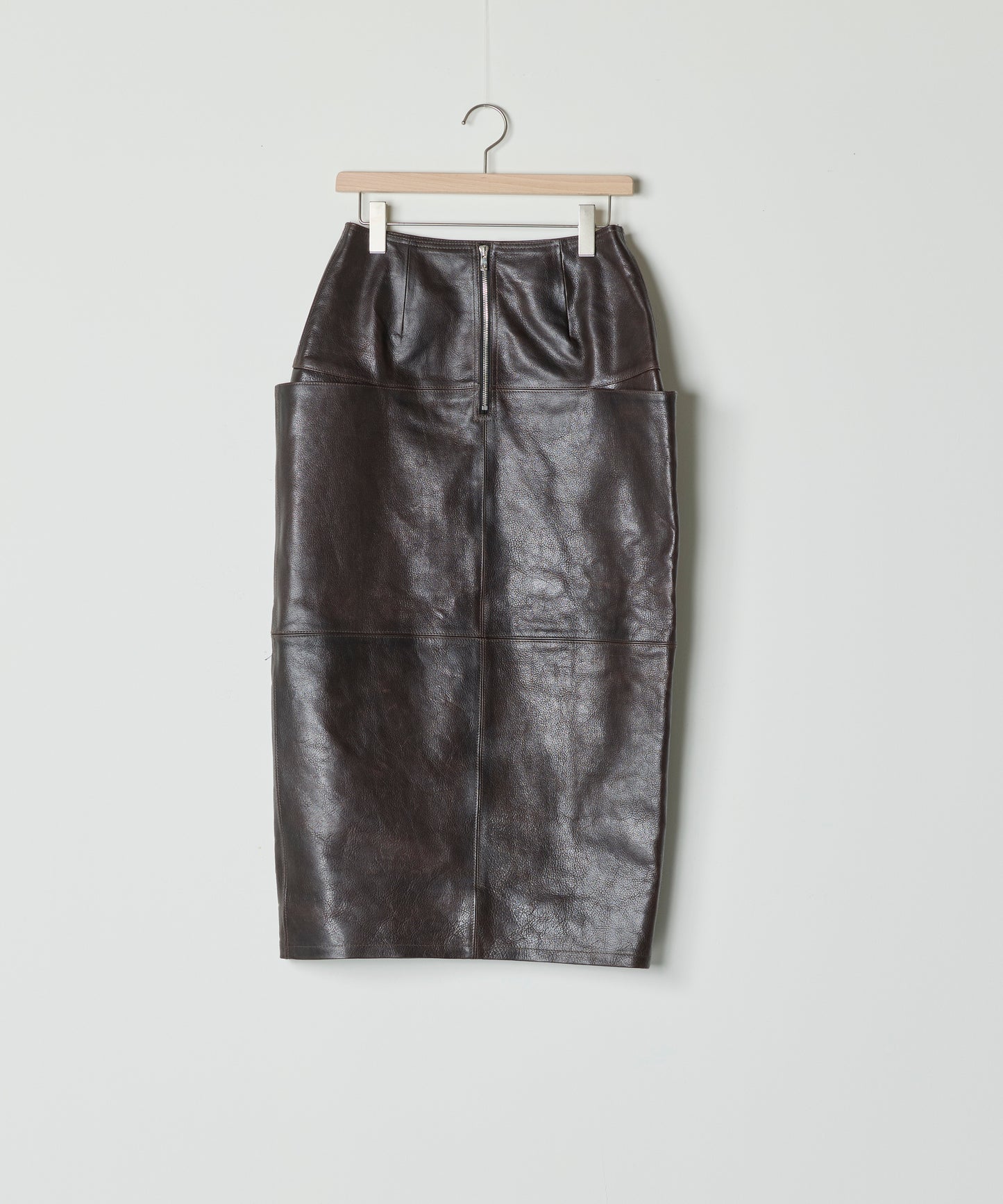 【26SS予約商品】Paneled Leather Skirt DK.BROWN