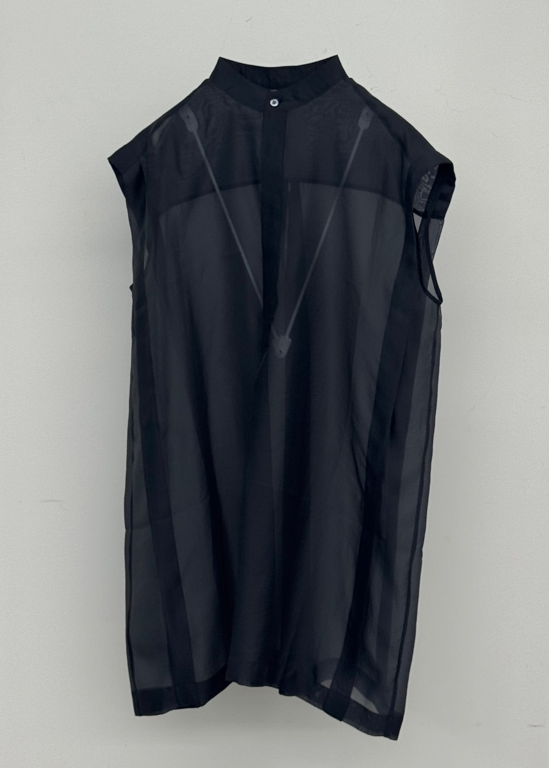 【26SS予約商品】Sleeveless Tuck Shirt BLACK