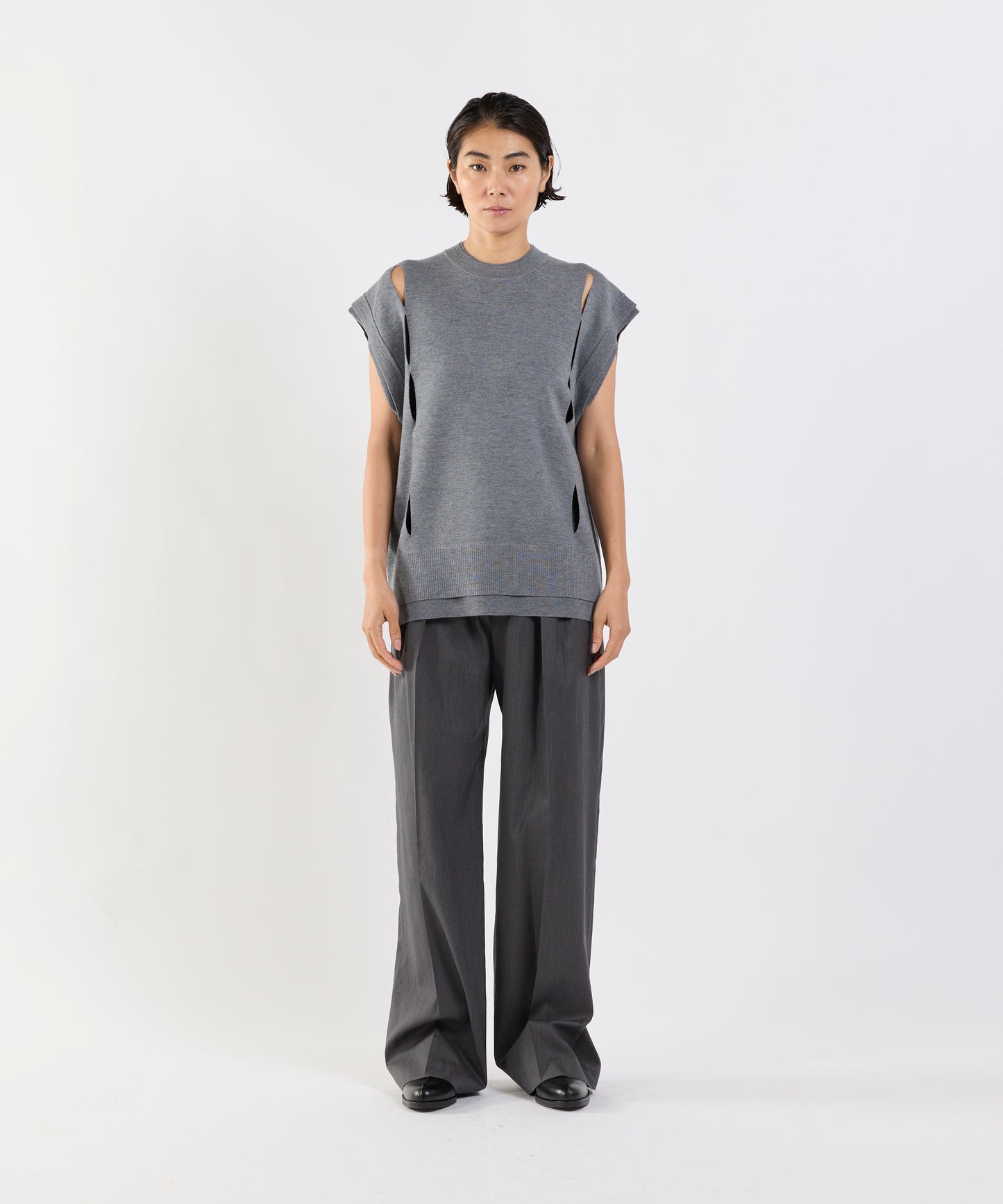 【26SS予約商品】Cut-Out Knit Vest WHITE