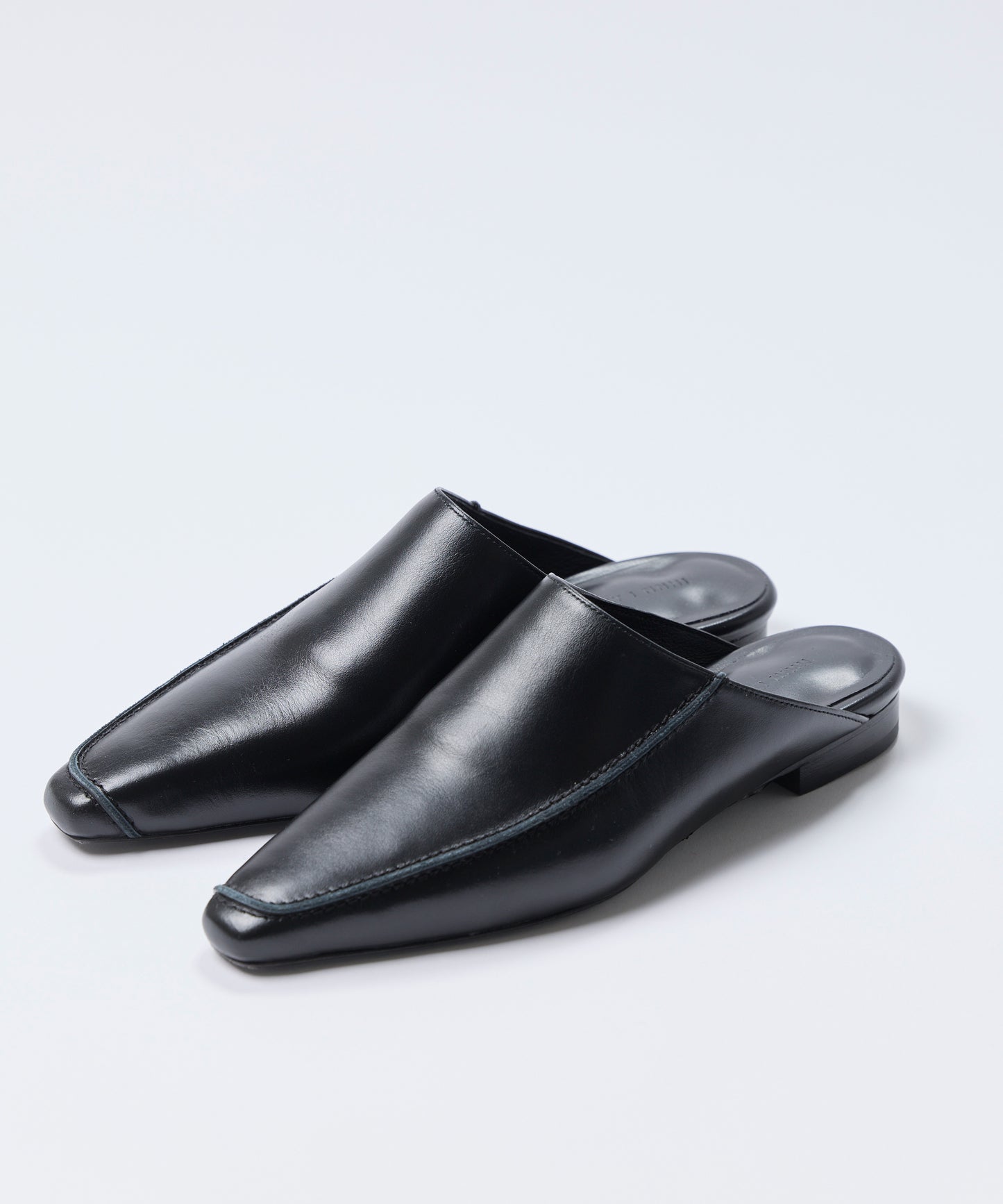 【26SS予約商品】Asymmetrical edge BLACK