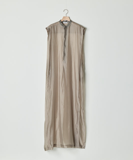 【26SS予約商品】Sleeveless Tuck Shirt Dress KHAKI