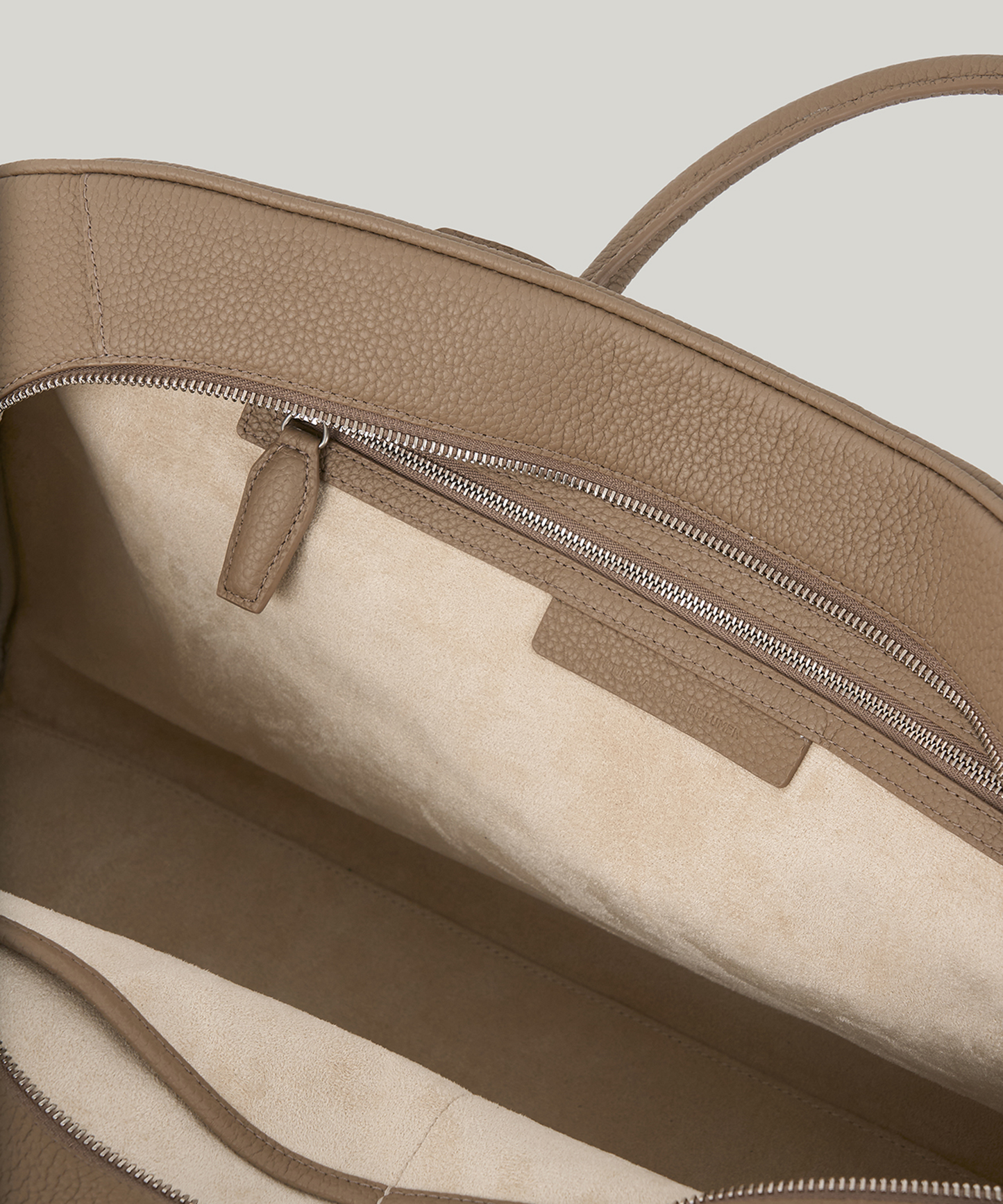 IHNN x LUMEN XLG Boston bag TAUPE