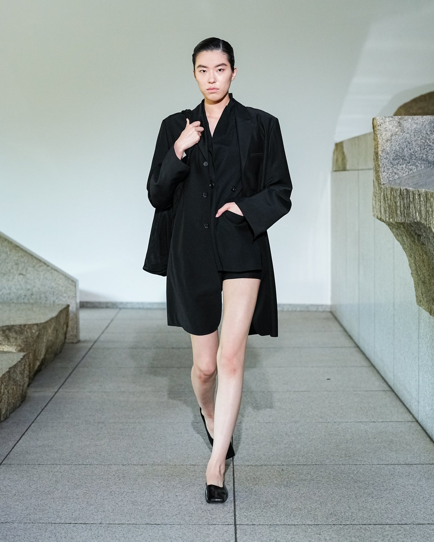 【26SS予約商品】Long Tailored Blazer BLACK